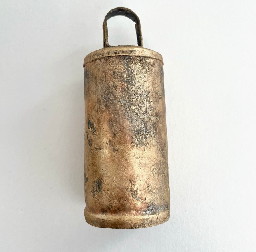 Bells - 5 ½ “ Rustic Flat Top Bell