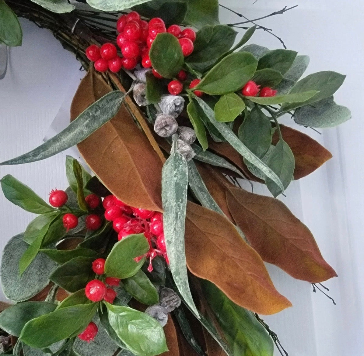 Wreath - Magnolia Wreath with Eucalyptus & Berries - 22"