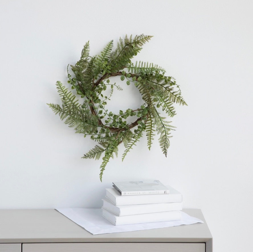 Wreath - Mixed Green Wreath 20”